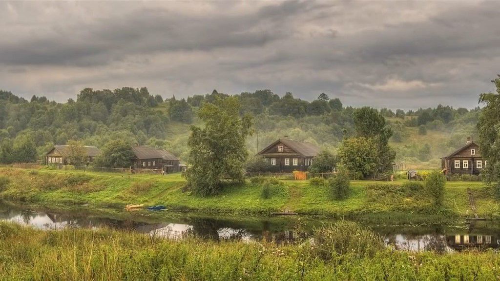 Пейзаж деревня река